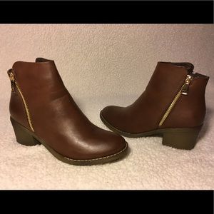 Brown Block Heel Ankle Booties - Reneeze